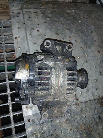 Mb 2.2Cdi Laturi