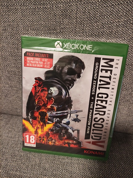 Konami Metal Gear Solid V Xbox One Peli