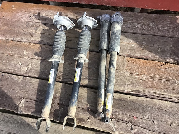 Iskunvaimentimet MB 220d, -18, vakio alusta