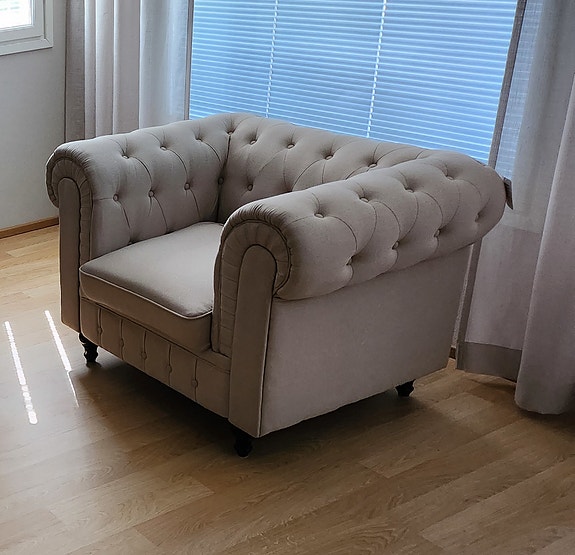 Chesterfield nojatuoli