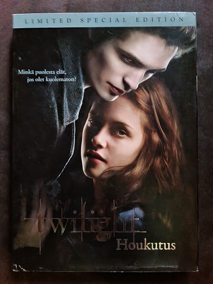 Twilight Houkutus DVD