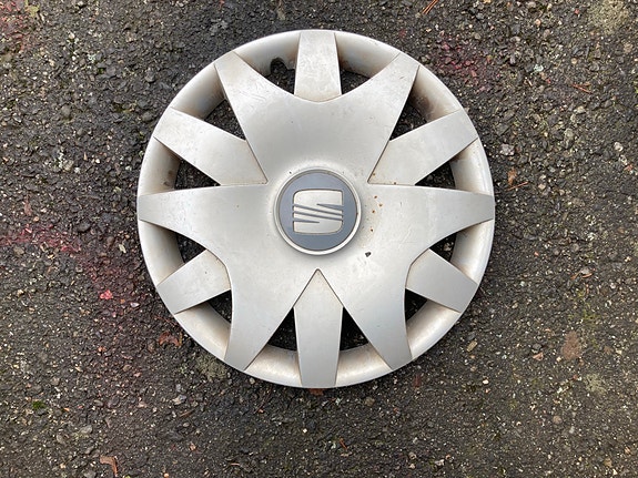 Seat Alkuperäinen Pölykapseli 15” 1kpl