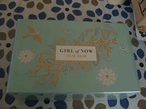 Uusi Elie Saab girl of now lahjapakkaus