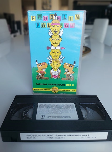 Fröbelin palikat Parhaat leikkilaulut osa II vhs