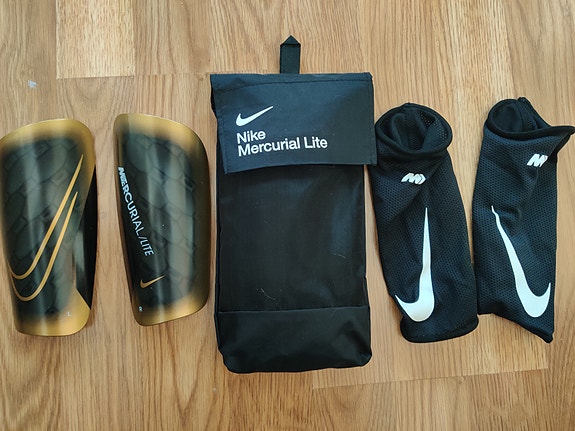 Säärisuojat Nike koko xS
