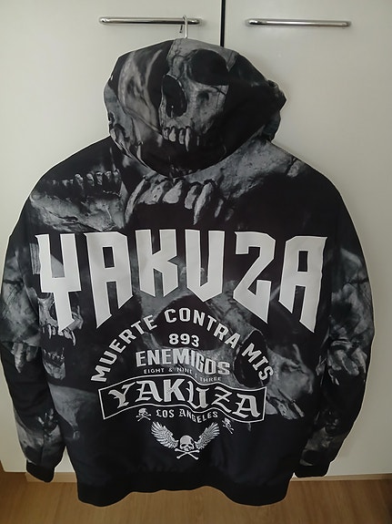 Yakuza talvitakki S