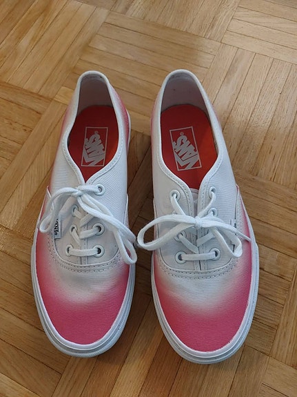 Pinkkivalkeet vanssit koko 38