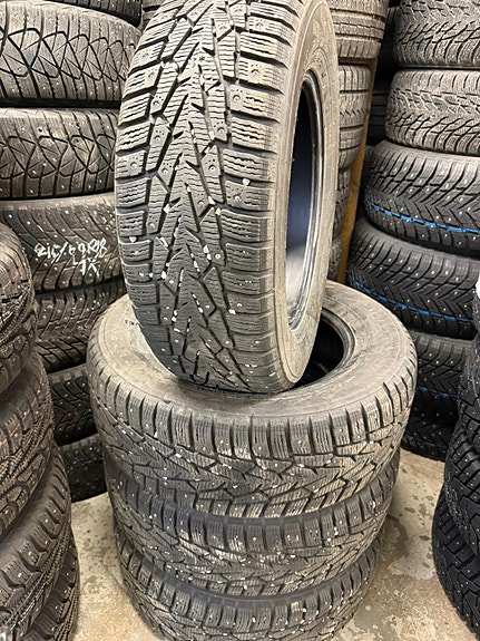 215/65R16 nastarenkaat