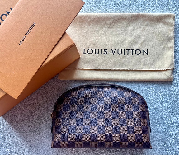 Louis Vuitton Cosmetic Pouch GM Damier Ebene