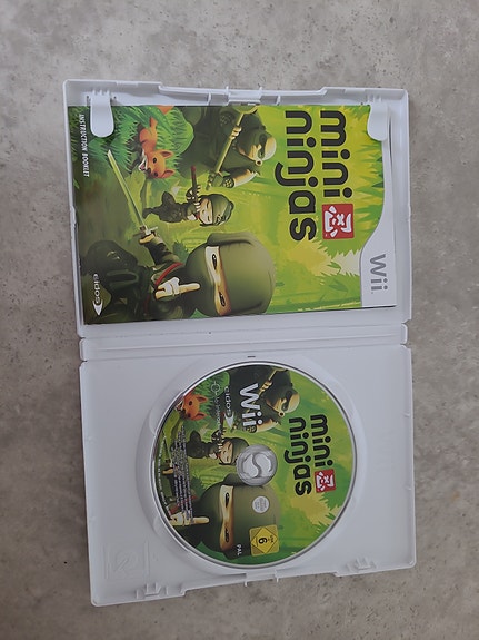 Product image 3 of 3