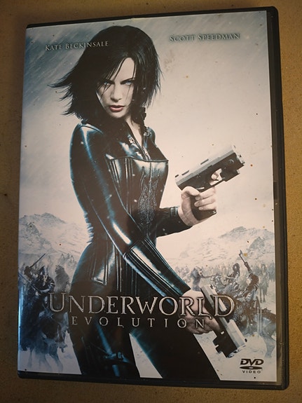 Underworld - Evolution