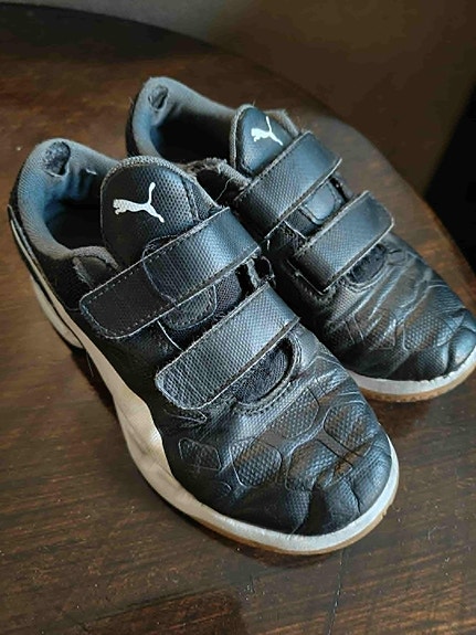 Puma Lasten sisäpelikengät Koko 33 Musta Unisex
