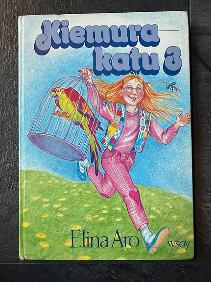 Elina Aro - Kiemura Katu 3, Kirja
