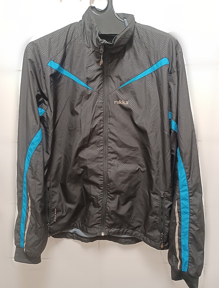 Tuulitakki koko XL/54