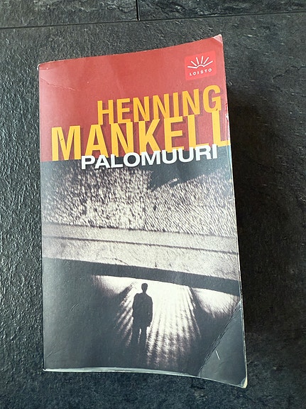Henning Mankell - Palomuuri Kirja