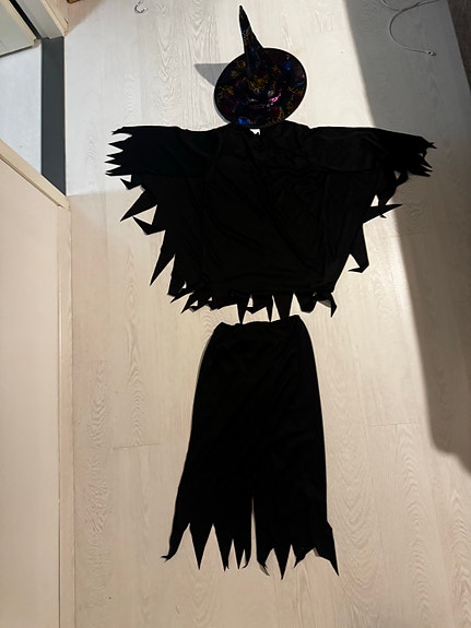 Halloween, lasten naamioasu ja hattu, koko 128