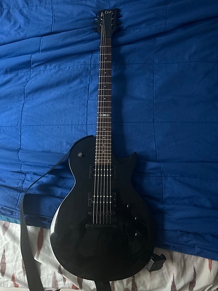 LTD EC-50 Sähkökitarat Musta