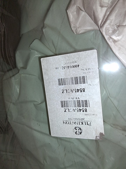 wv polo tuulilasi 95-00