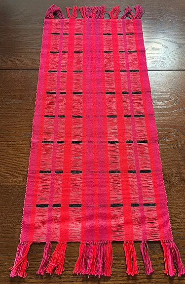 Punainen kaitaliina 75*35cm, uusi