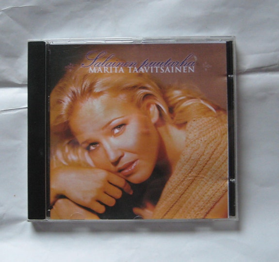Marita Taavitsainen: Salainen puutarha.Cd-levy
