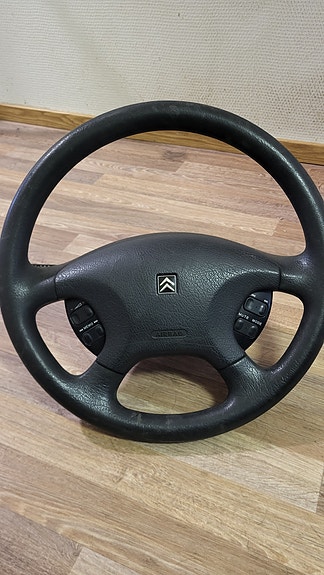 Xsara Picasso monitoimiratti+airbag