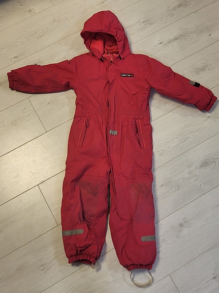 Legotec haalari 104
