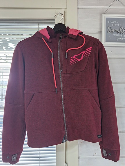 Product image 1 of 2