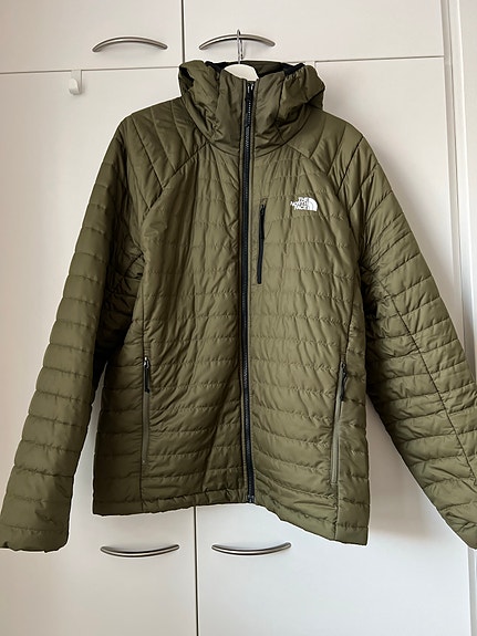 Miesten The North face kevyttoppatakki M