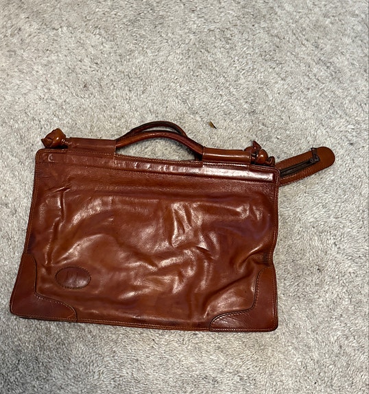 Three Bags Vintage nahkasalkku