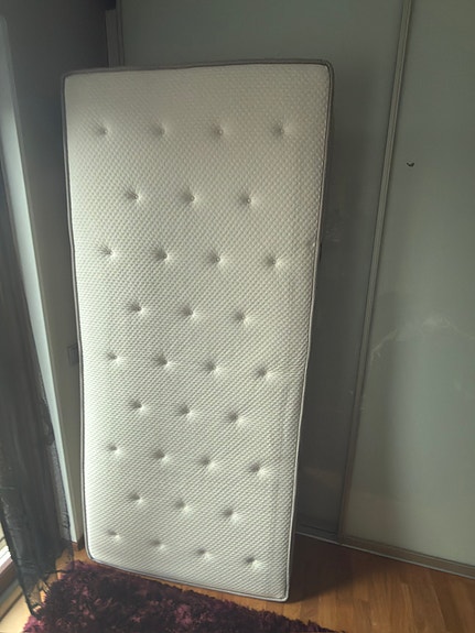 Ikea VATNESTRÖM Pussijousitettu patja, kiinteä/luonnonvärinen, 90x200 cm