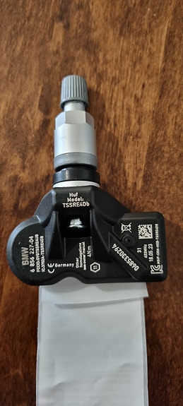 4 x TPMS pyöräanturi – Huf TSSRE4Db / BMW OE 6856227-04 UUSIA!