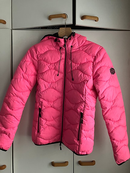 Pinkki Superdry talvitakki