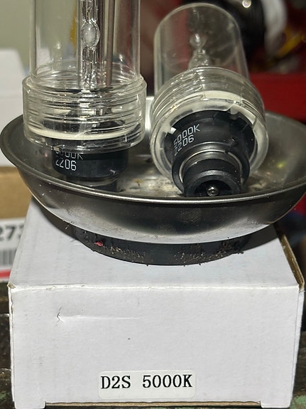 D2S 5000K Xenon polttimot