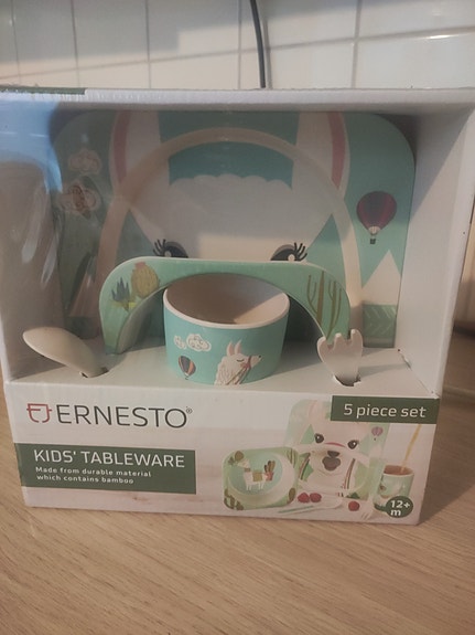 Lasten aterimet Ernesto
