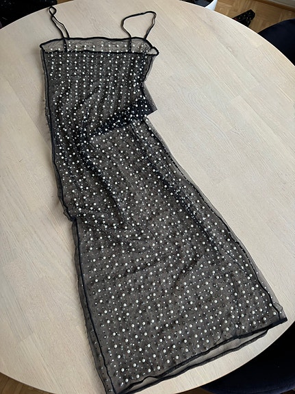 Helmi-strassikirjailtu mesh-mekko S juhlamekko S