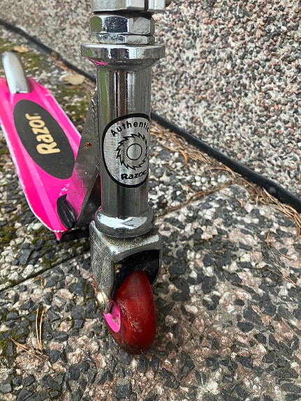 Product image 2 of 9