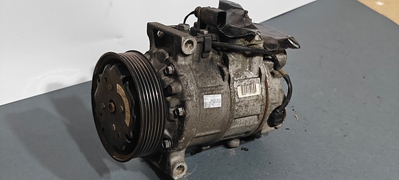 1.8T ilmastoinnin kompressori
