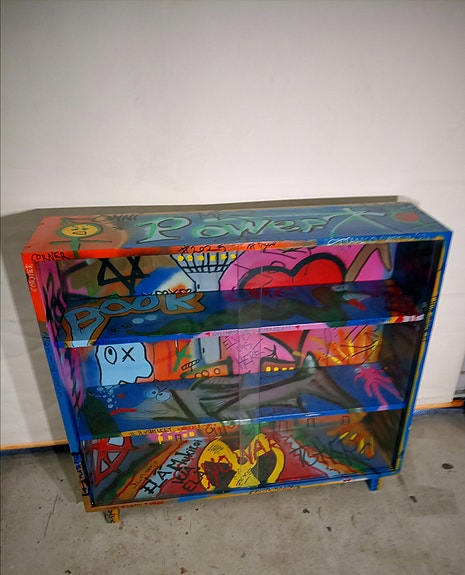 Product image 9 of 10