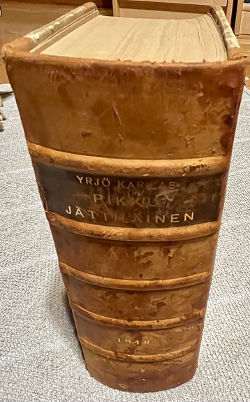 Pikku jättiläinen 1940, Yrjö Karilas