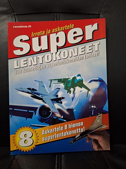 Myydään UUSI Super lentokoneet pienoismalli askartelukirja