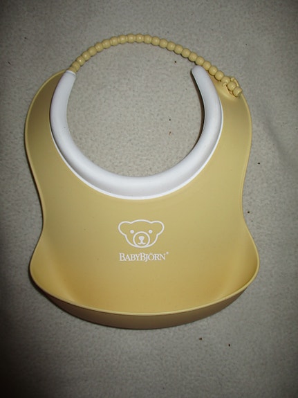 Baby Björn ruokalappu