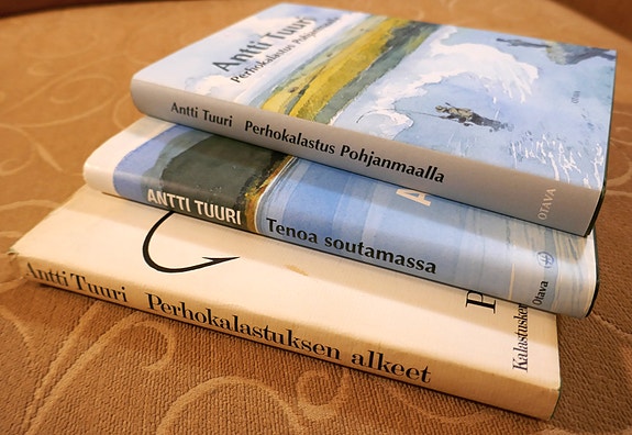 KALASTUSKIRJAT Antti Tuuri