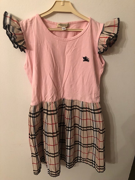 Burberry mekko koko 128