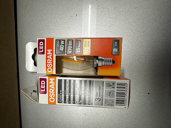 2kpl uusia Led-kynttilälamppu OSRAM Star 470lm 827 E14 kirkas