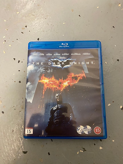 The dark knight blu ray