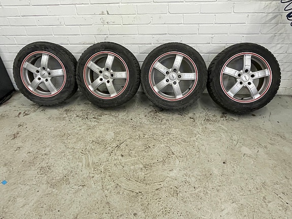 Bmw alumiinivanteet nastarenkailla 205/55R16 (428)