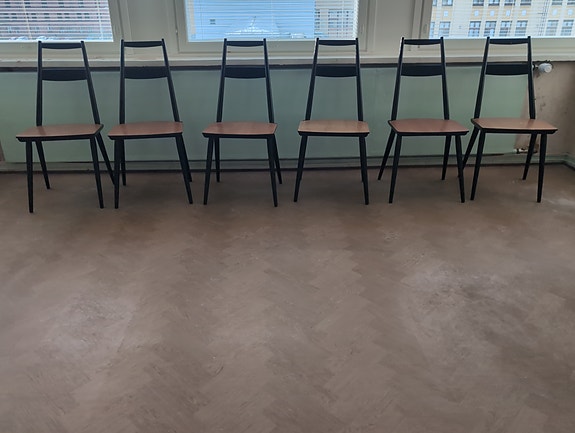 Viiluteos Oy retro keittiön tuoleja 6kpl