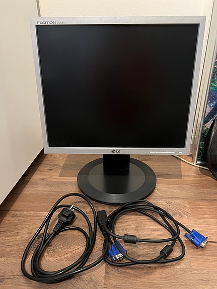 LG Flatron L1750H-SN