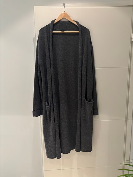 Club Monaco harmaa pitkä neuletakki koko L