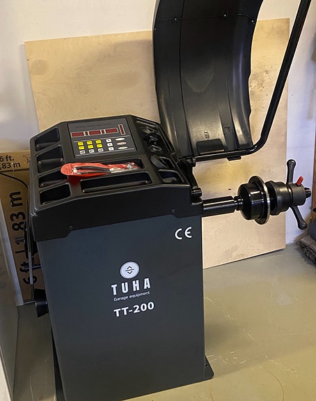 Product image 2 of 7